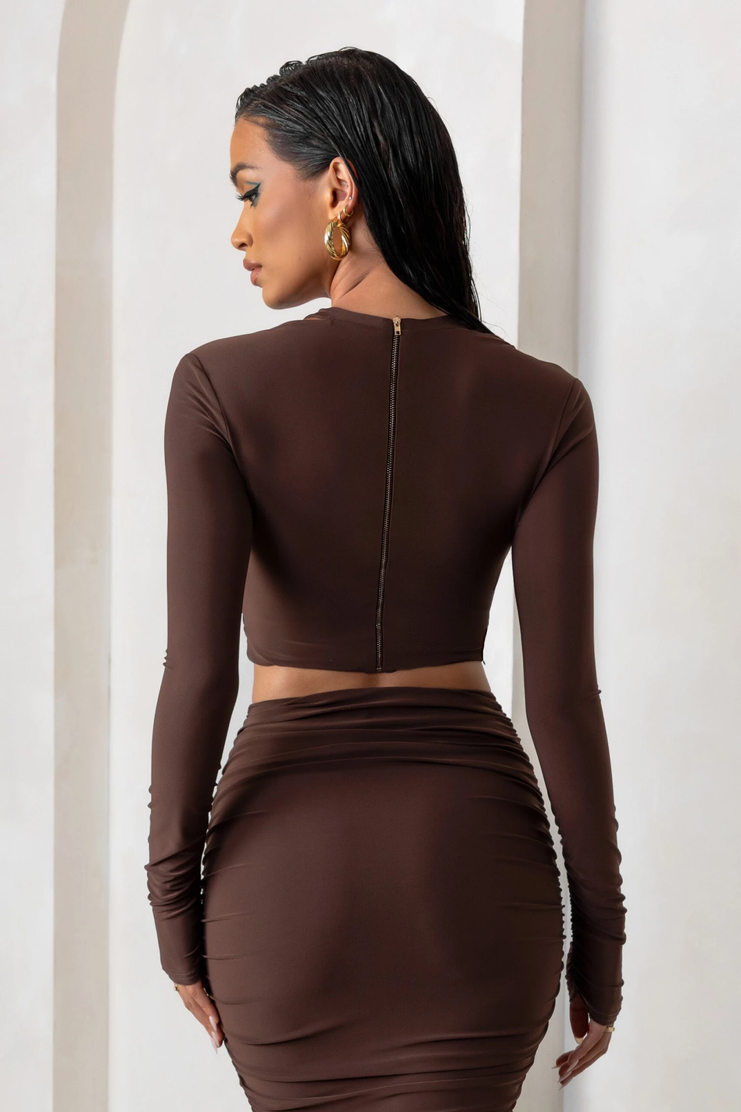 Admirable | Chocolate Brown Plunge Neck Twist Front Crop Top With Long Sleeves - Image 2