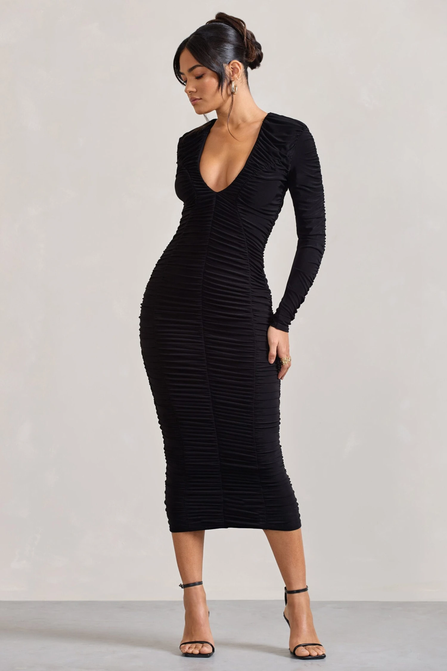 Elisabeth | Black V-Neck Long-Sleeved Midi Dress - Image 5