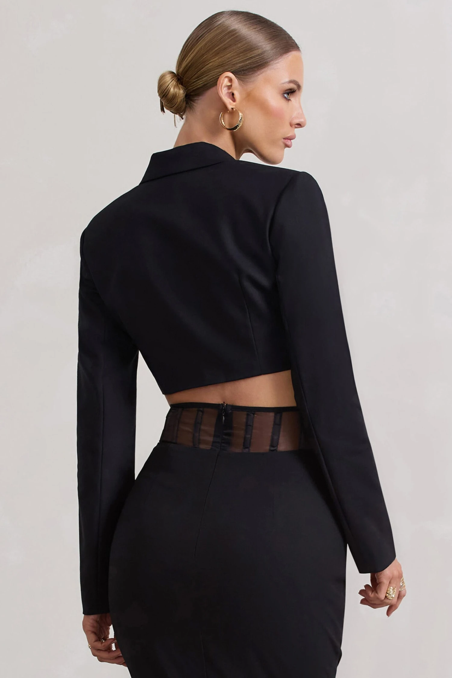 Interrupted | Black Tailored Cropped Blazer - Image 2