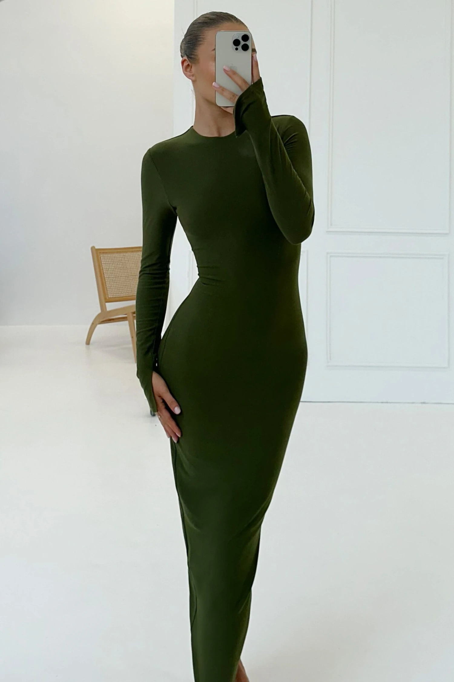 Wonder | Moss Green Bodycon Long-Sleeve Maxi Dress - Image 6